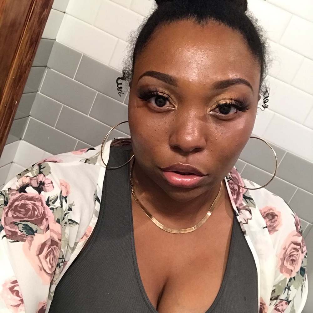 Meet your Posher, Jasmine